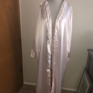 Vintage Dior robe